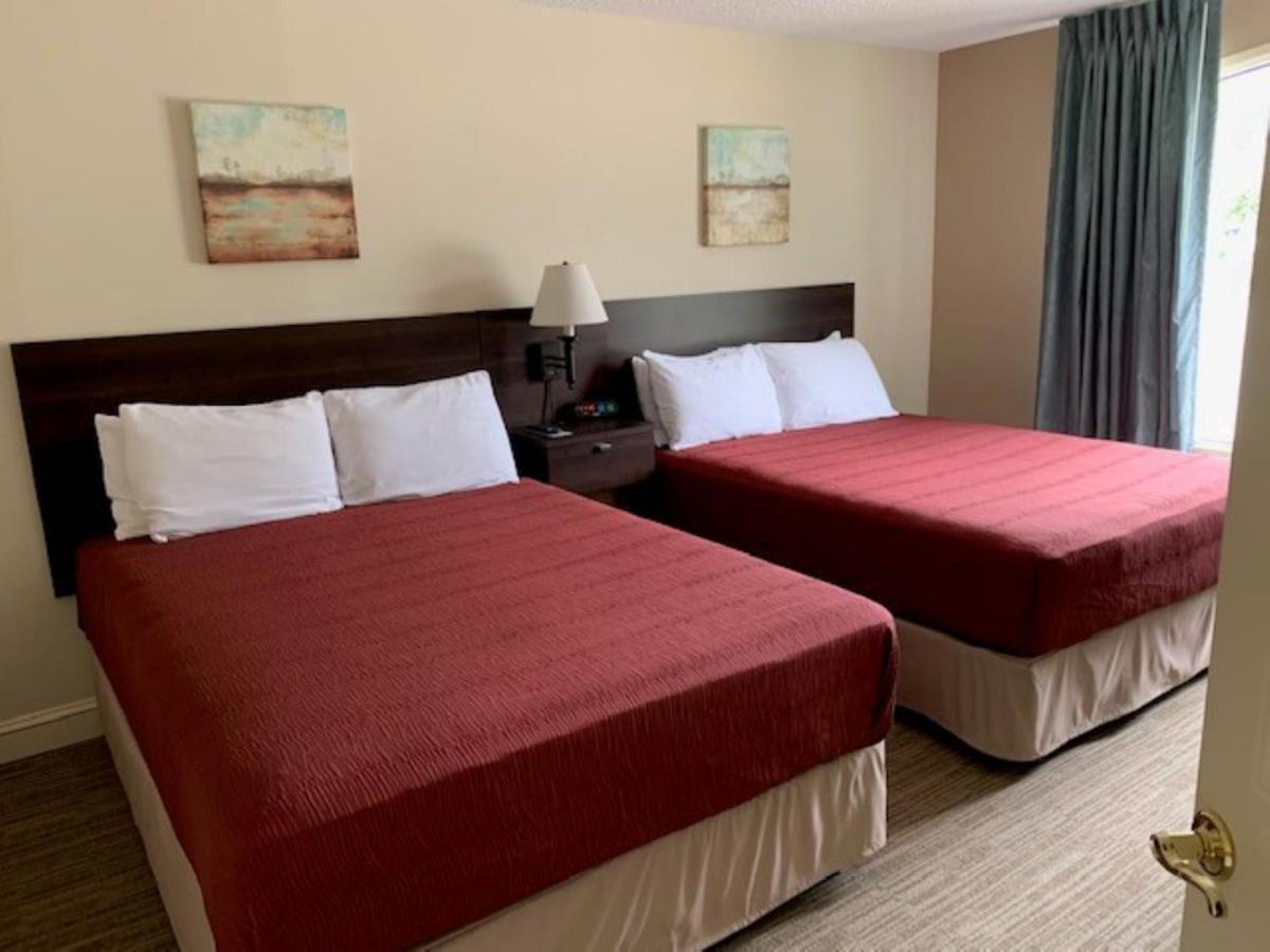 Mccoy'S Inn Ripley Екстериор снимка
